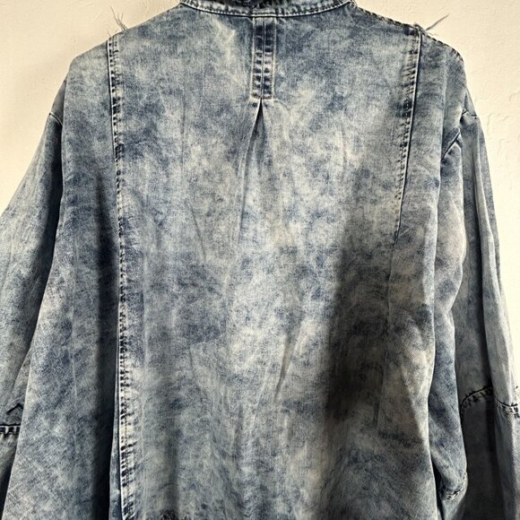 Ces Femme Womens Blue Distressed Demin Jean Jacket Large SharkBite Hem Oversized - Picture 3 of 10